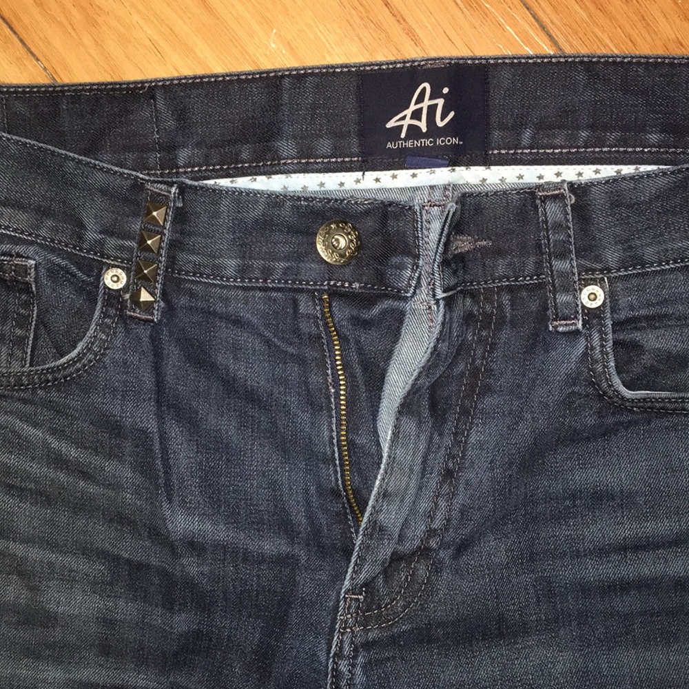 Authentic Icon Jeans - Picture 3 of 4